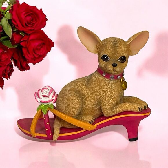The Hamilton Collection - Chihuahua Dog Pretty in Pink Figurine Pink High Heel - Picture 1 of 9